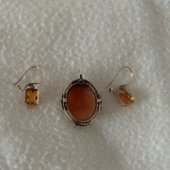 Vintage Cameo Pendant Estate Jewelry 1920s - Picture 3 of 5